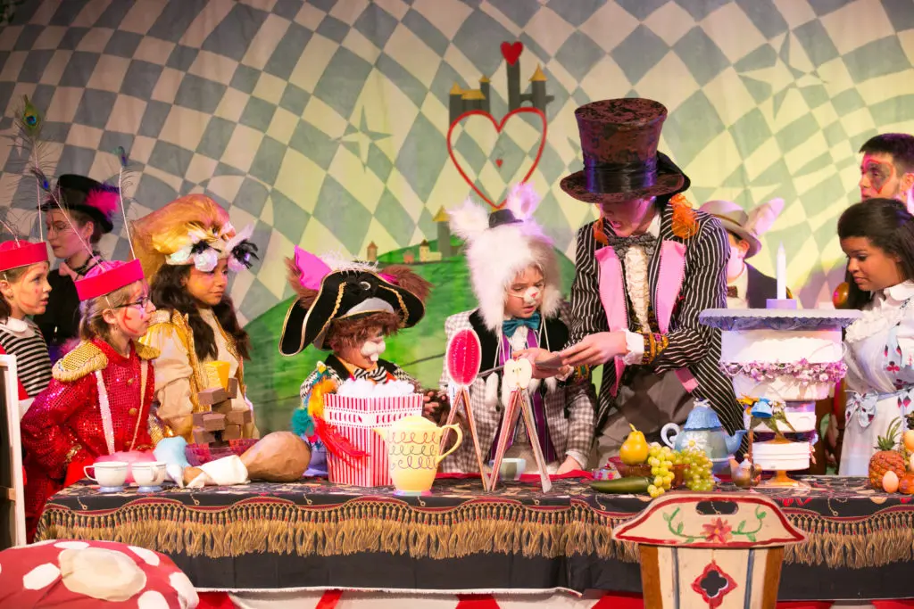 Alice in Wonderland Cavod dance and acting classes