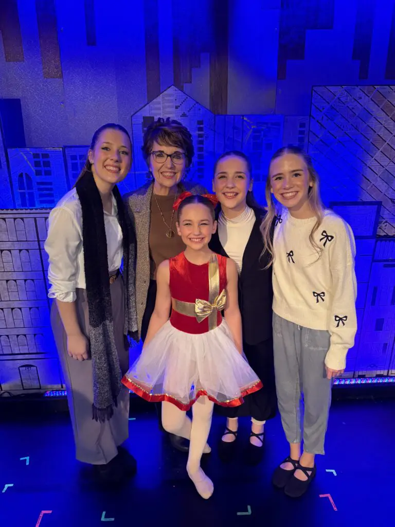 Friend's at Cavod Theatrea